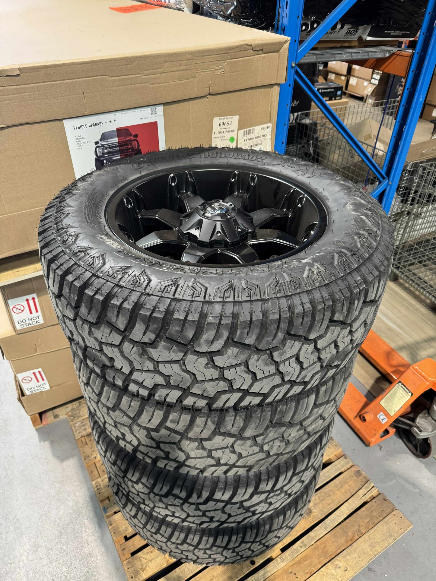 FORD SUPER DUTY FUEL WHEEL AND TYRE PACKAGE 20" 35 A/T