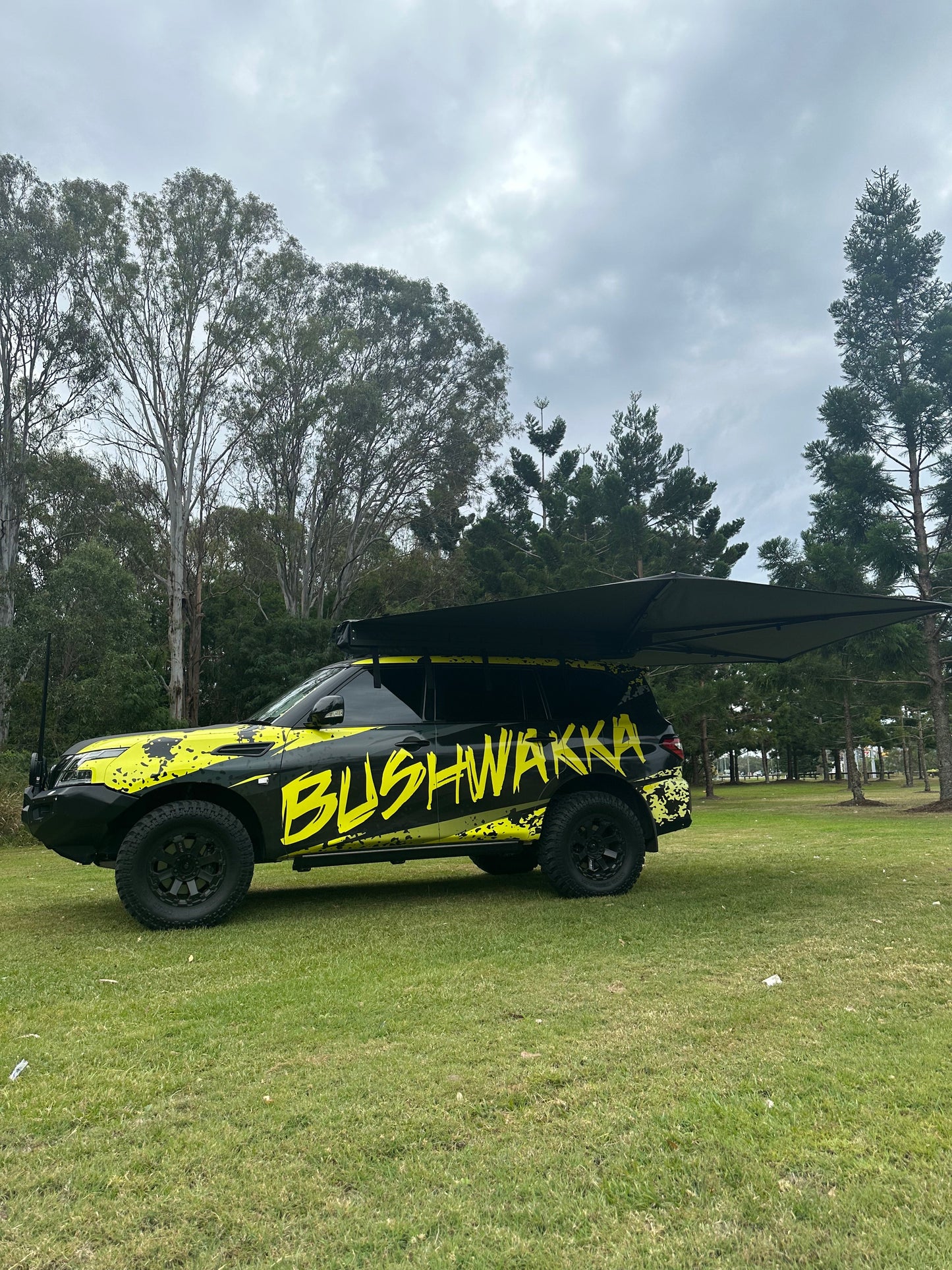 Bushwakka LHS TrueBlue 270 (Passenger Side)