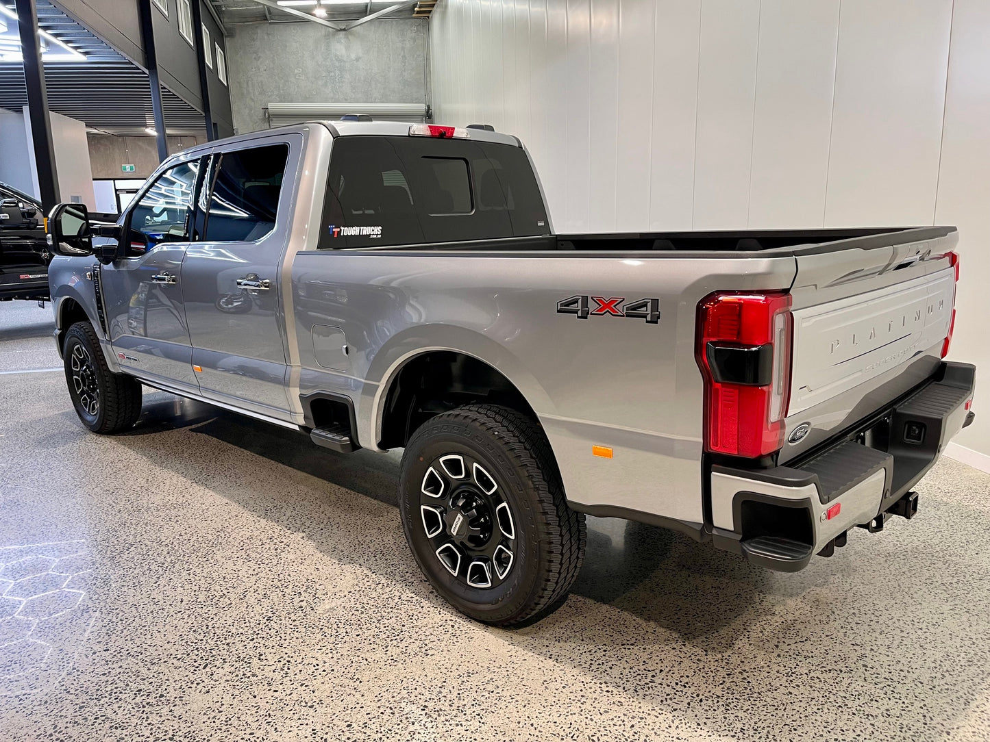 NEW 2024 FORD F250 PLATINUM - ICONIC SILVER (STOCK# 5063)