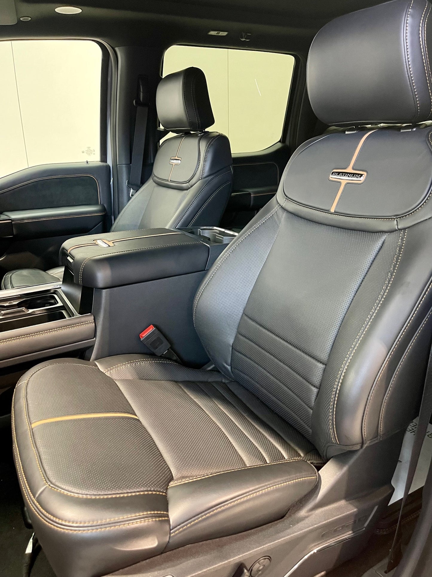NEW 2025 F250 PLATINUM - GLACIER GREY (SN #5063)