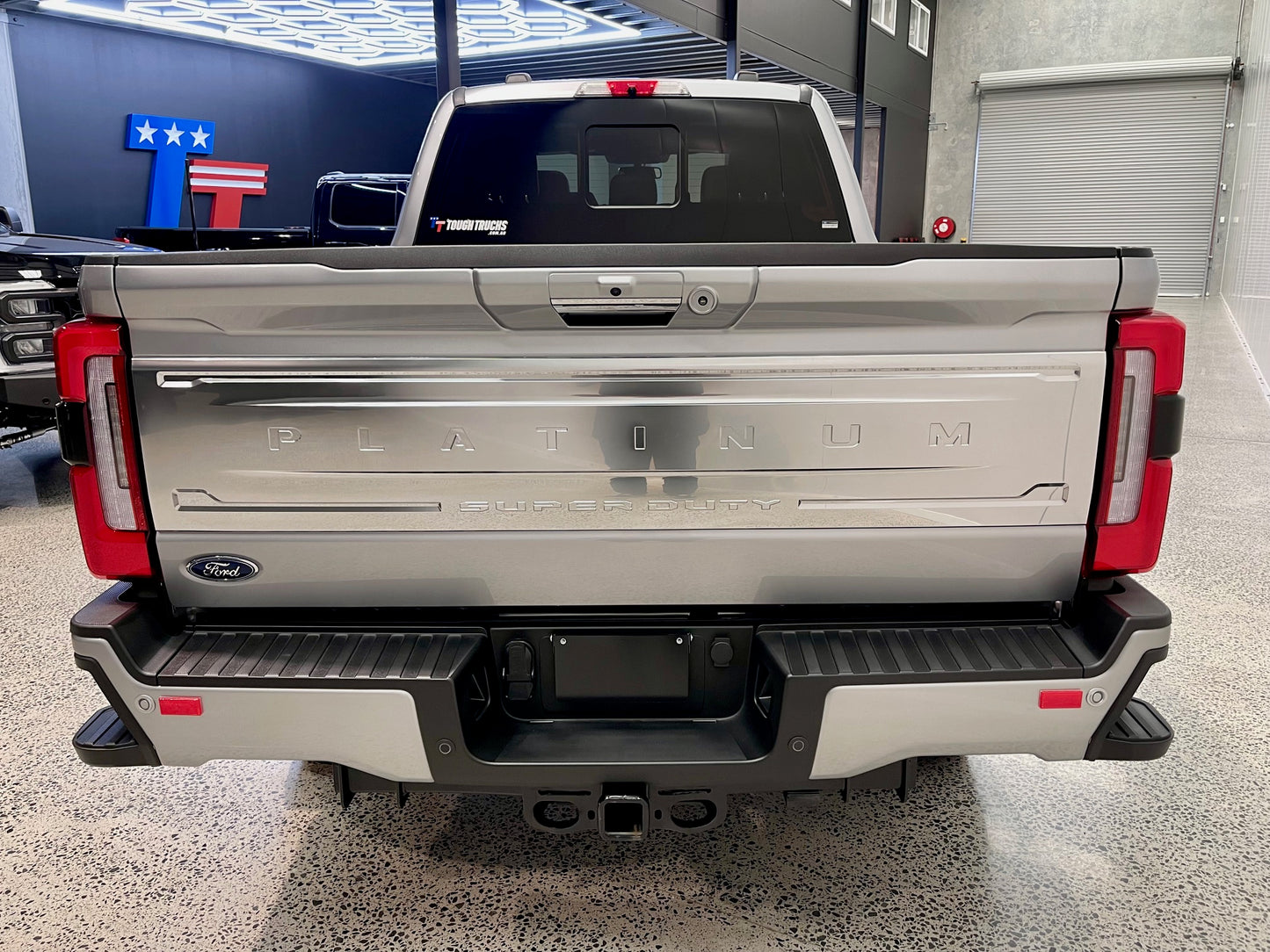 NEW 2024 FORD F250 PLATINUM - ICONIC SILVER (STOCK# 5062)