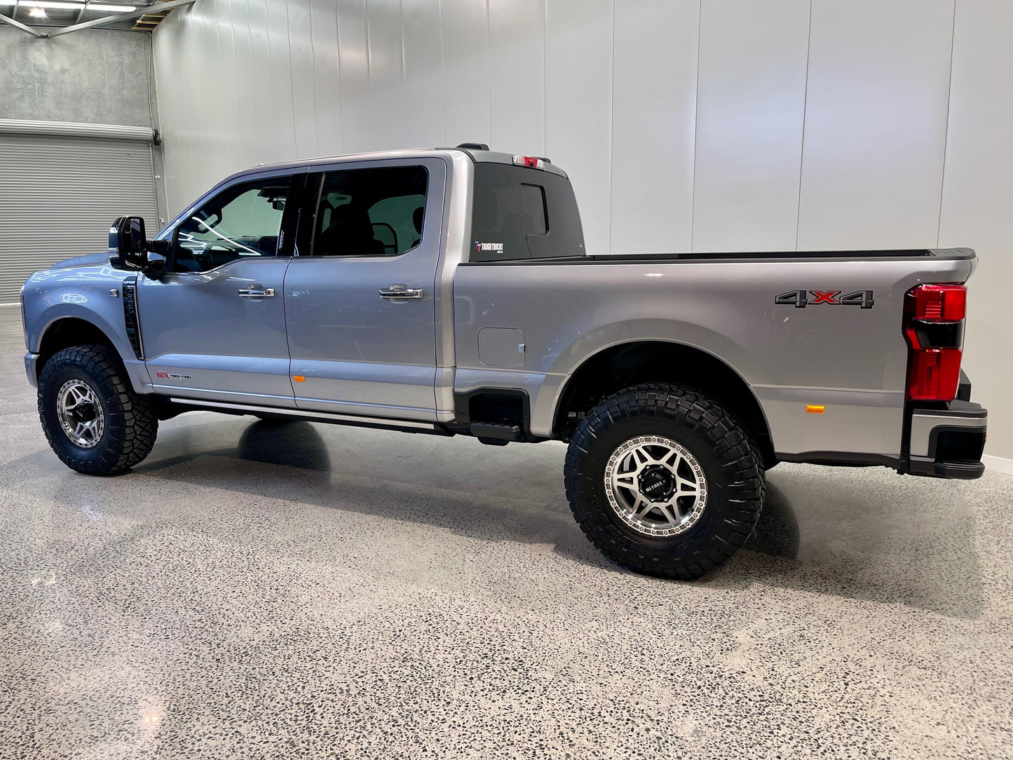 NEW 2024 FORD F250 PLATINUM - ICONIC SILVER (STOCK# 5062)