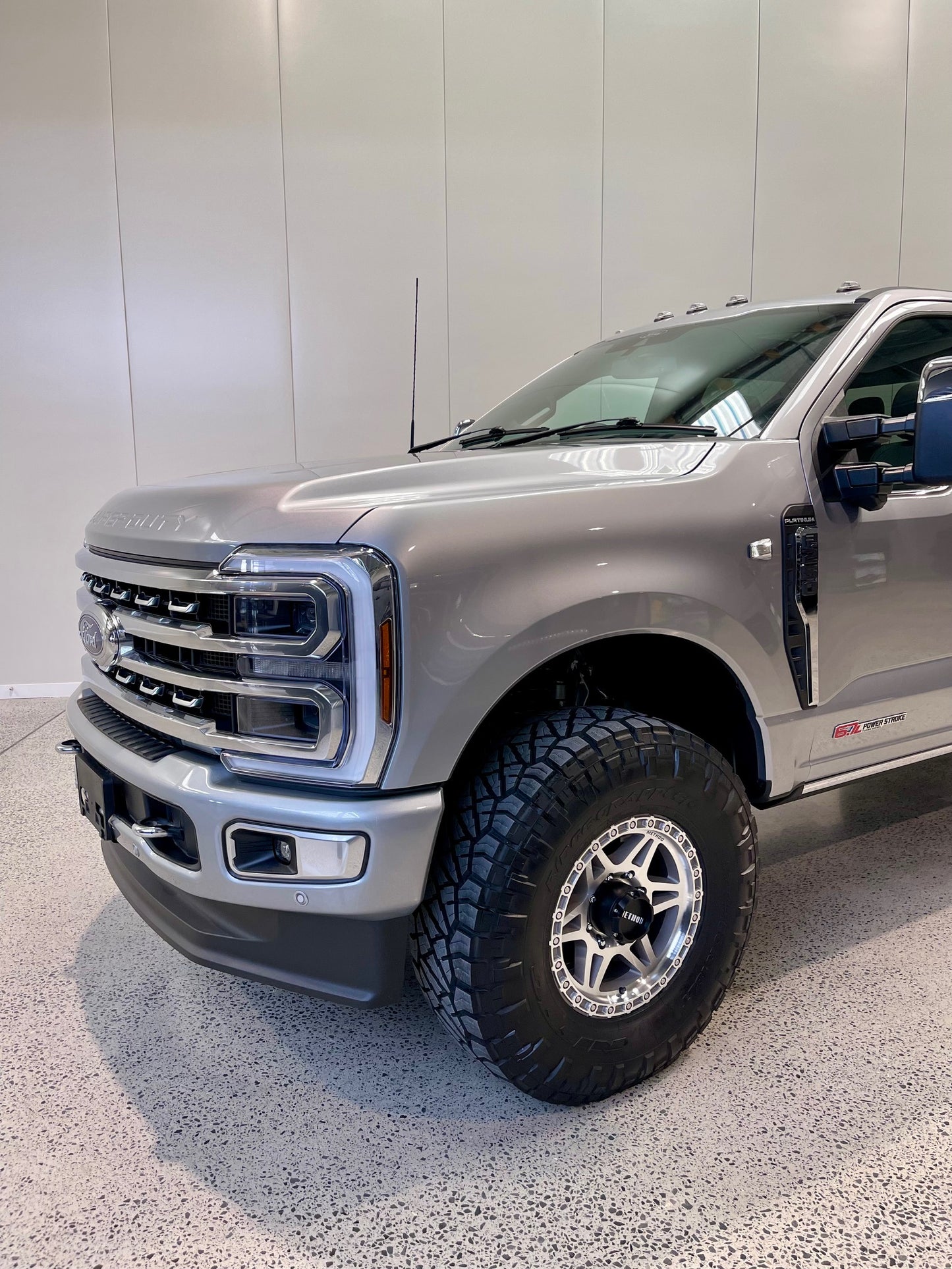 NEW 2024 FORD F250 PLATINUM - ICONIC SILVER (STOCK# 5062)