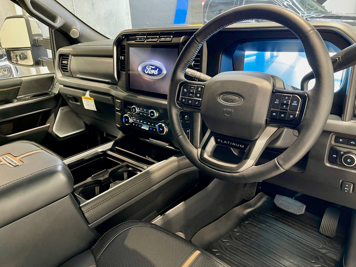 EX-DEMONSTRATOR 2024 F250 PLATINUM TREMOR, AGATE BLACK (SN# 5066)