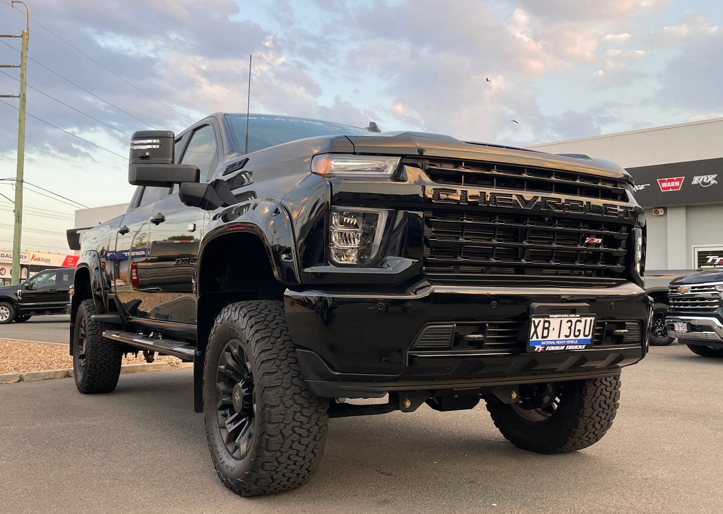 2022 Chevy 2500 HD Black Widow (STOCK# TT 5724)