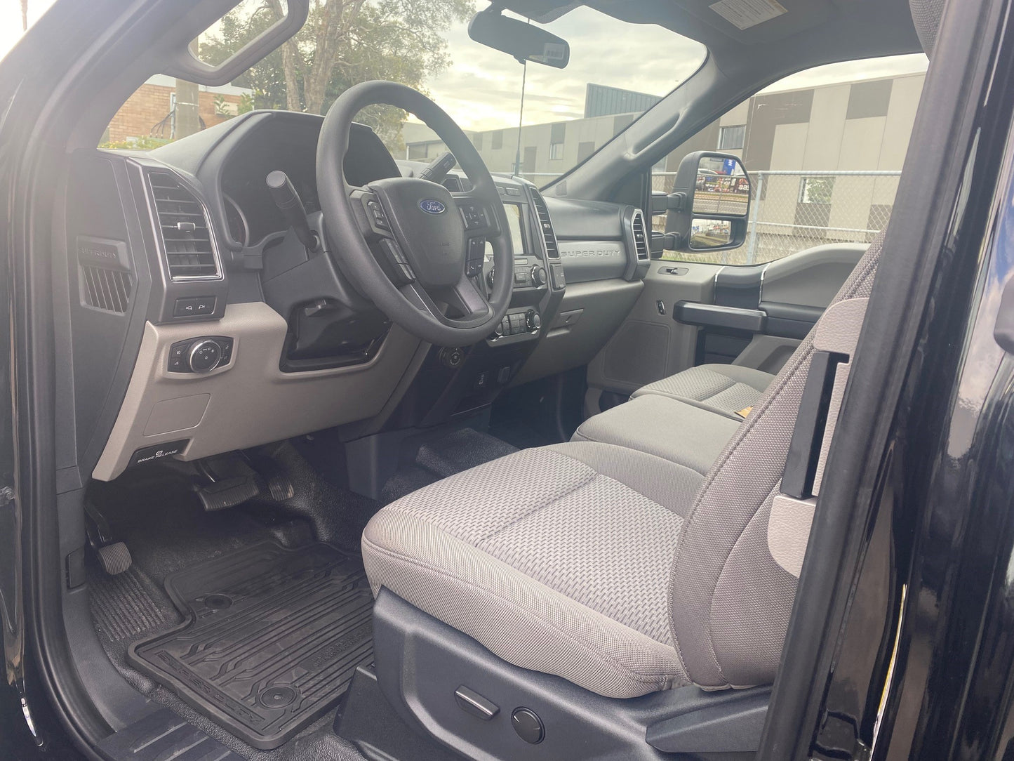 2022 Ford F250 XLT in Agate Black (STOCK# TT 6907)