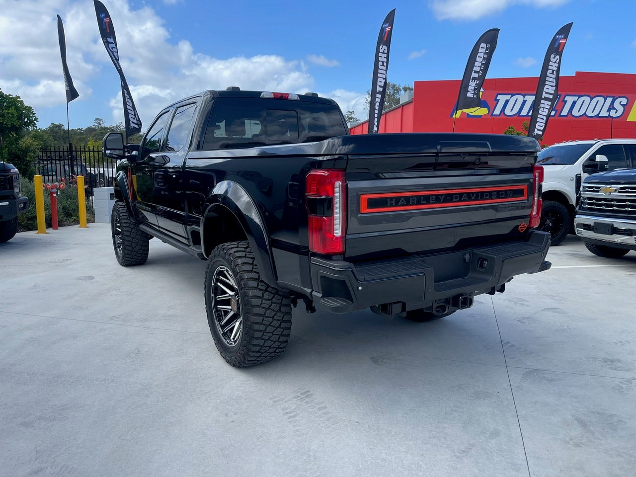 2023 FORD F250 LARIAT 'HARLEY-DAVIDSON, BLACK (SN# 5044) *H-D Serial numbered.