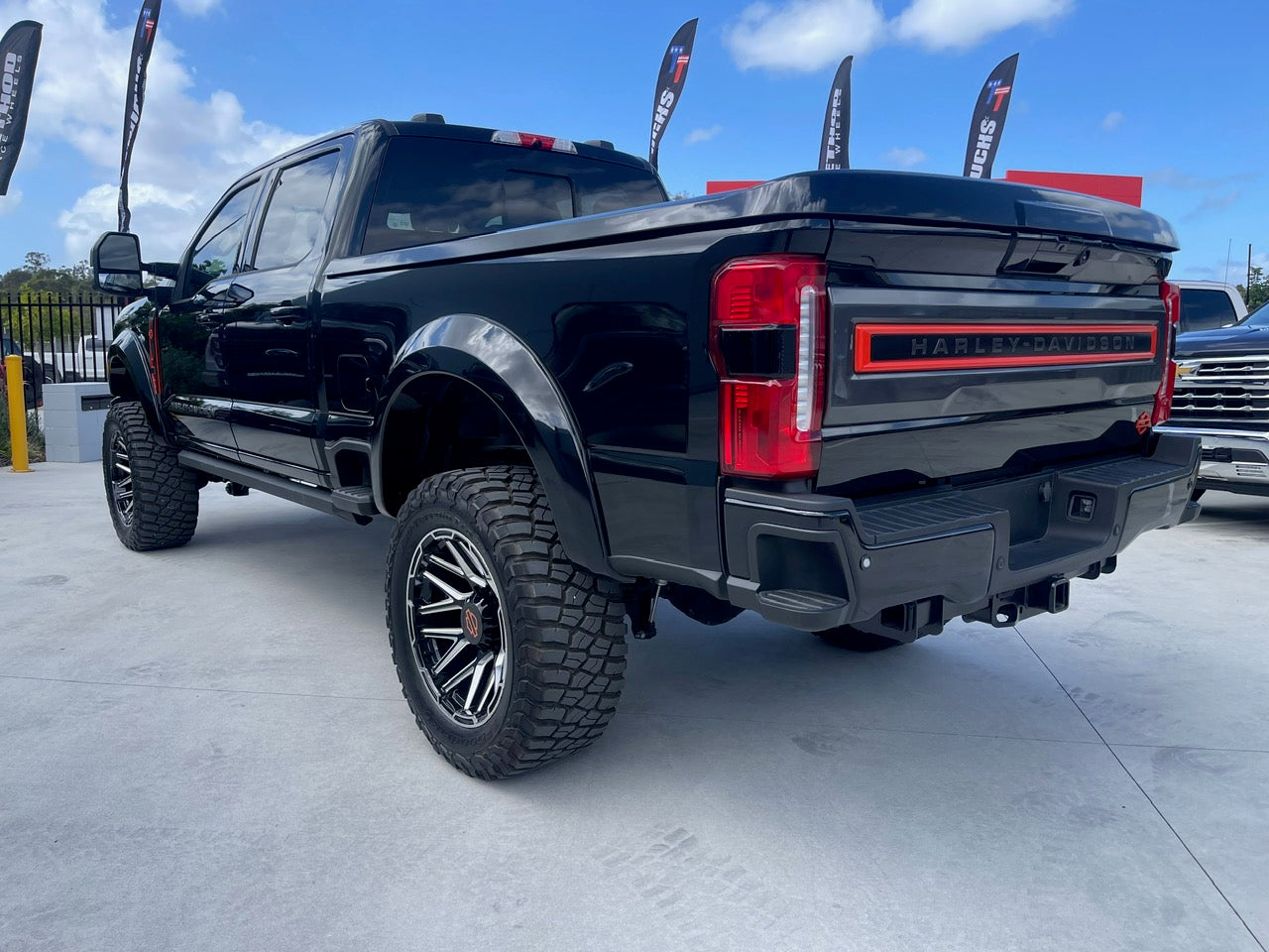 2023 FORD F250 LARIAT 'HARLEY-DAVIDSON, BLACK (SN# 5044) *H-D Serial numbered.