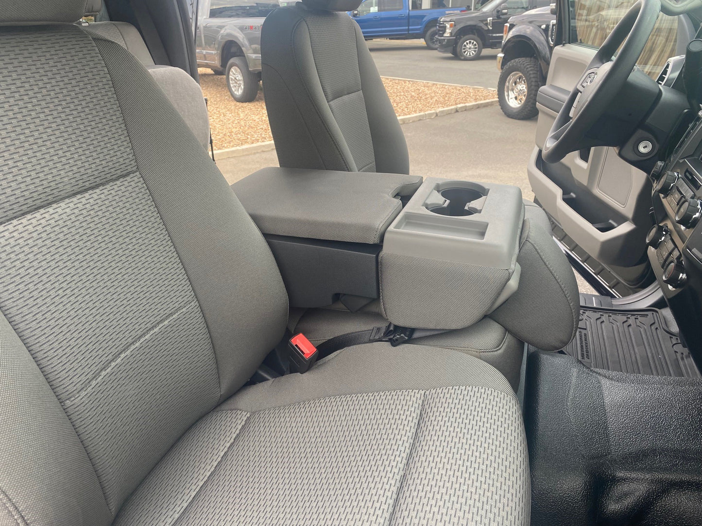 2022 Ford F250 XLT in Agate Black (STOCK# TT 6907)