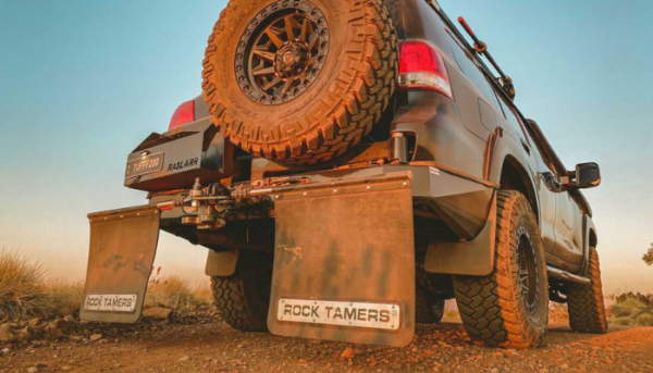 Rock Tamers® 2.5" Hub Mudflap System (RT-RT110)