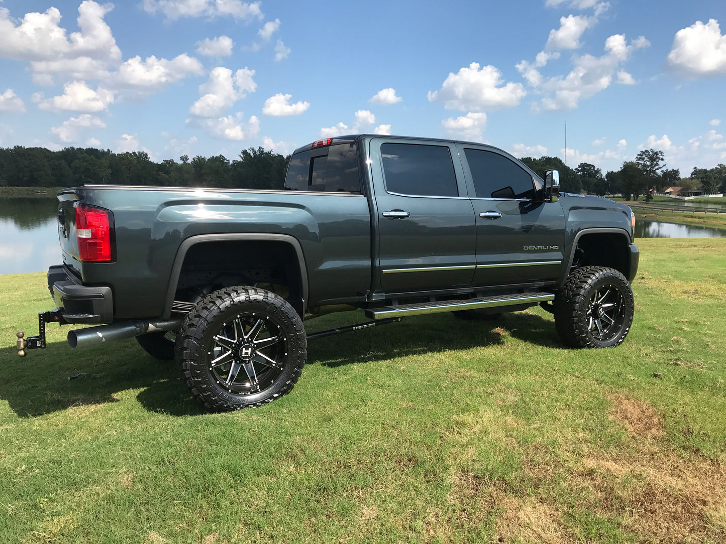 BDS 6.5 Inch Lift Kit | FOX 2.5 Coil-Over Conversion | Chevy Silverado Or GMC Sierra 2500HD/3500HD (11-19) | Diesel