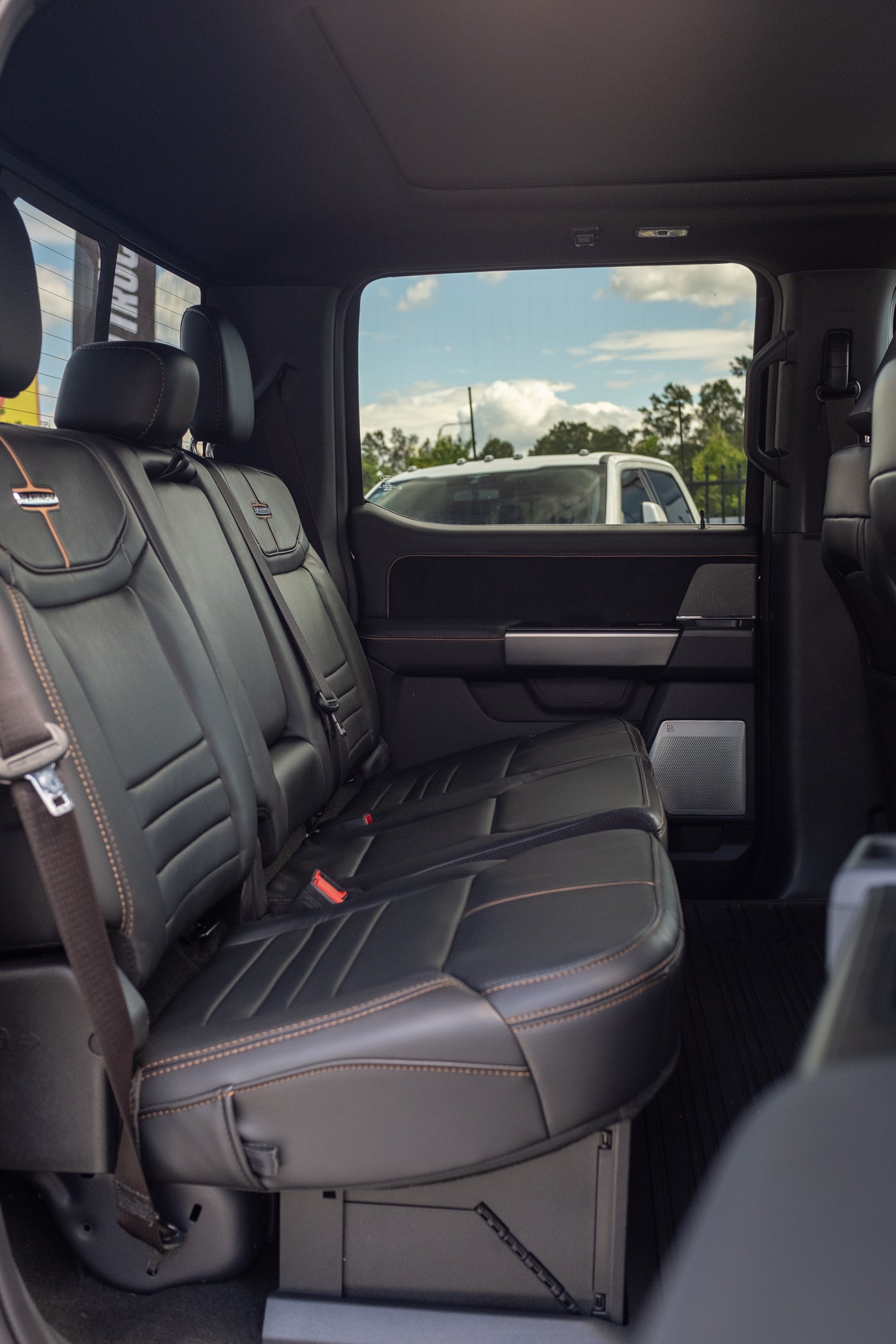 NEW 2024 FORD F250 PLATINUM, AGATE BLACK (STOCK # 5061)