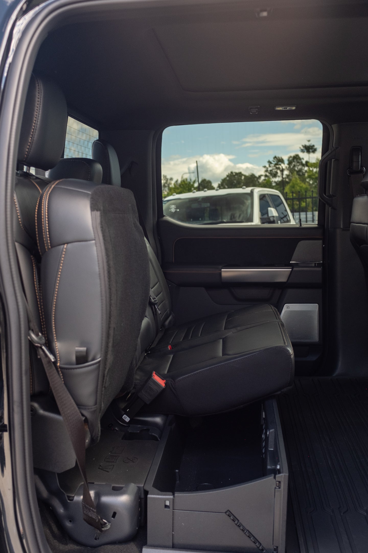 NEW 2024 FORD F250 PLATINUM, AGATE BLACK (STOCK # 5061)