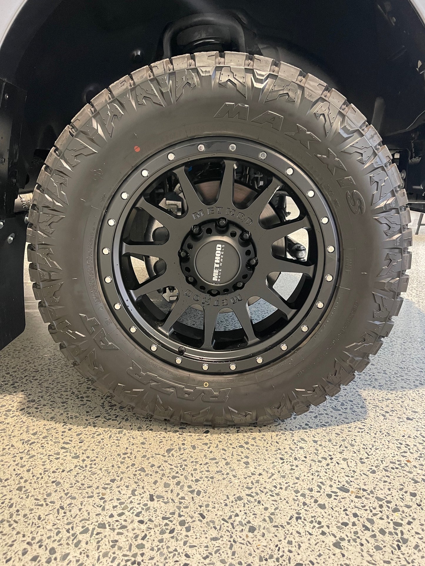 NEW 2023 FORD F350 XLT TREMOR, CARBONIZED GREY 'OUTLAW PACKAGE' (STOCK #5074)