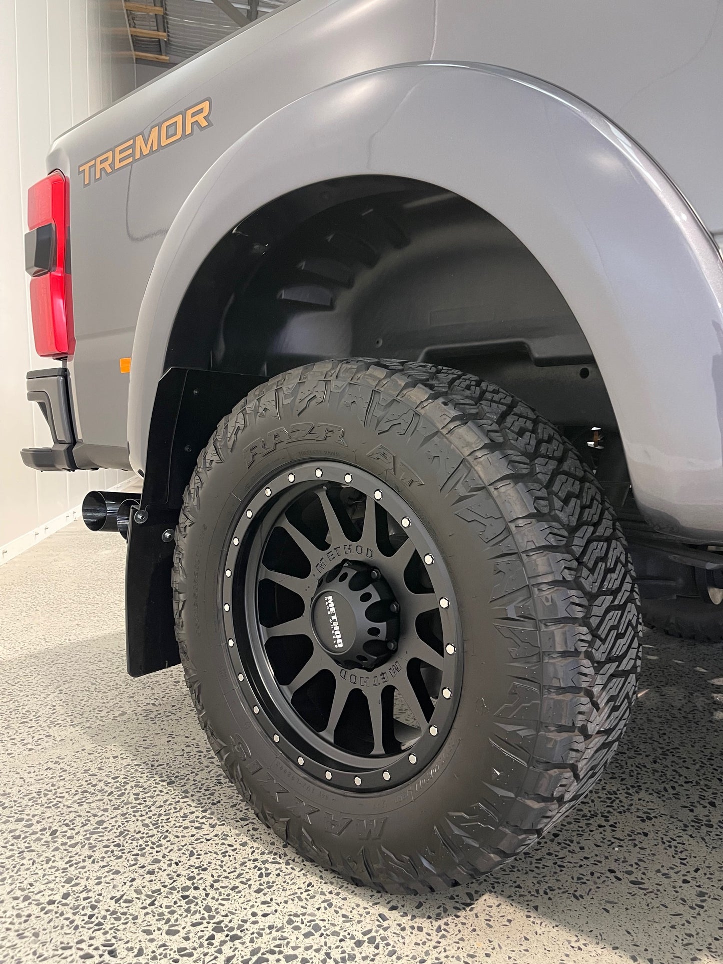 NEW 2023 FORD F350 XLT TREMOR, CARBONIZED GREY 'OUTLAW PACKAGE' (STOCK #5074)