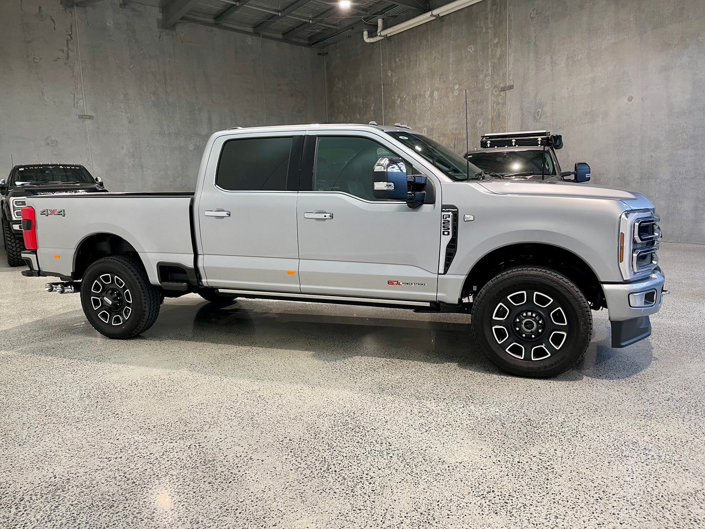 NEW 2024 FORD F250 PLATINUM - ICONIC SILVER (STOCK# 5081)