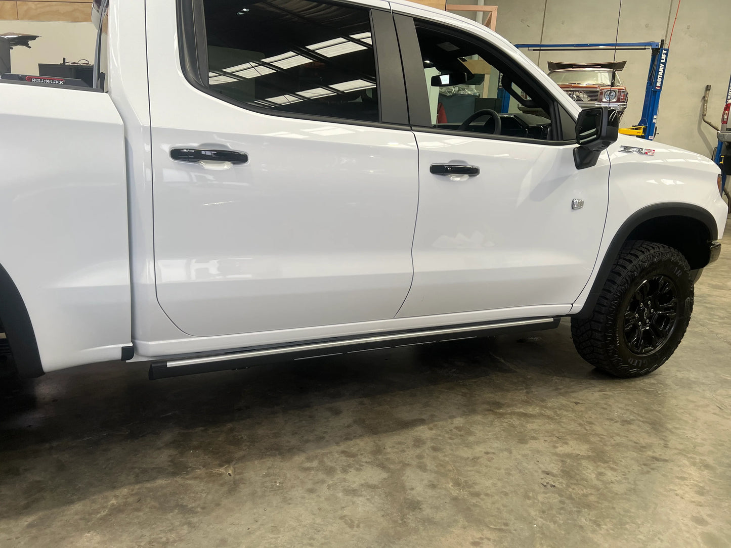 Offroad Industries Electric Steps (Chevy Silverado ZR2 & LTZ 2023-on)
