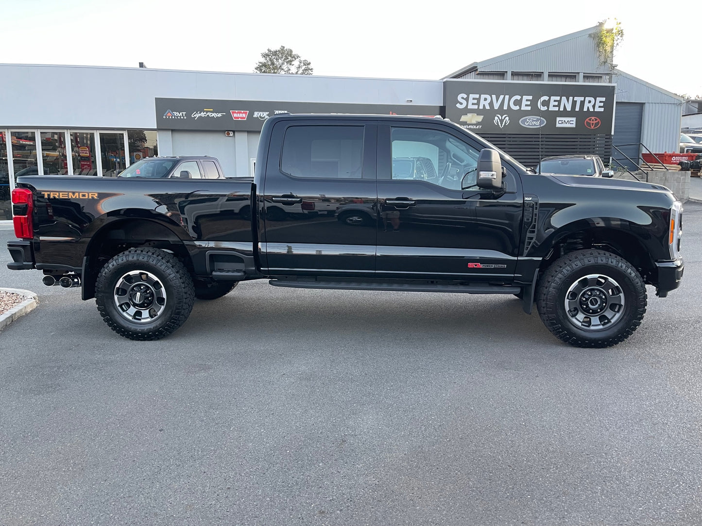 2023 Ford F350 XLT Tremor in Agate Black (STOCK # TT 5062)