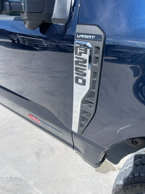 2023 F250 LARIAT, ANTIMATTER BLUE (STOCK #5043)