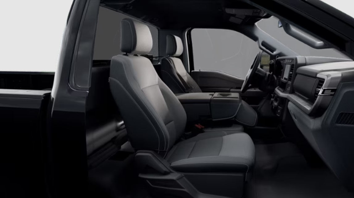 2023 Ford F350 XLT