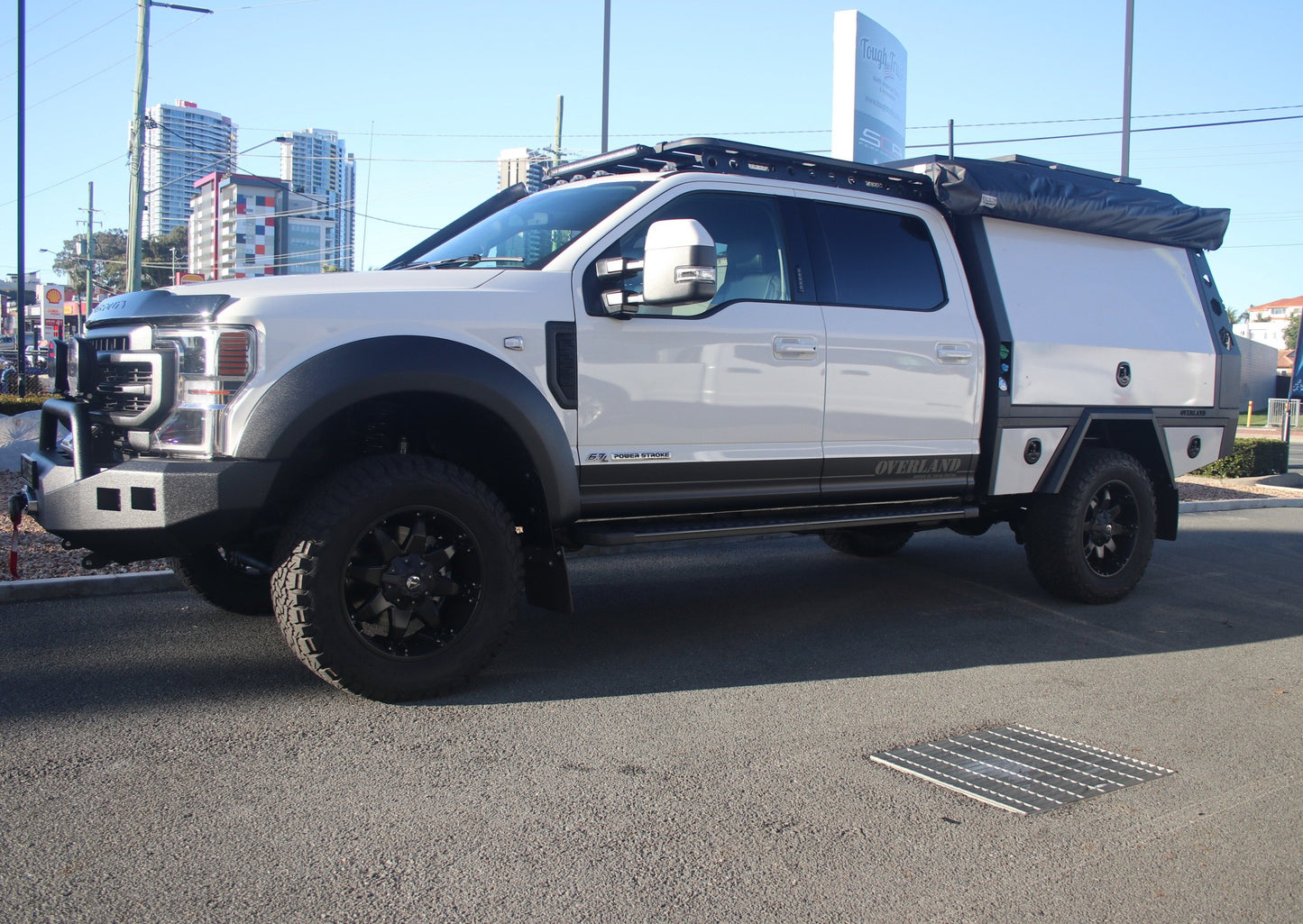 2021 Ford F250 Lifted Overland Edition