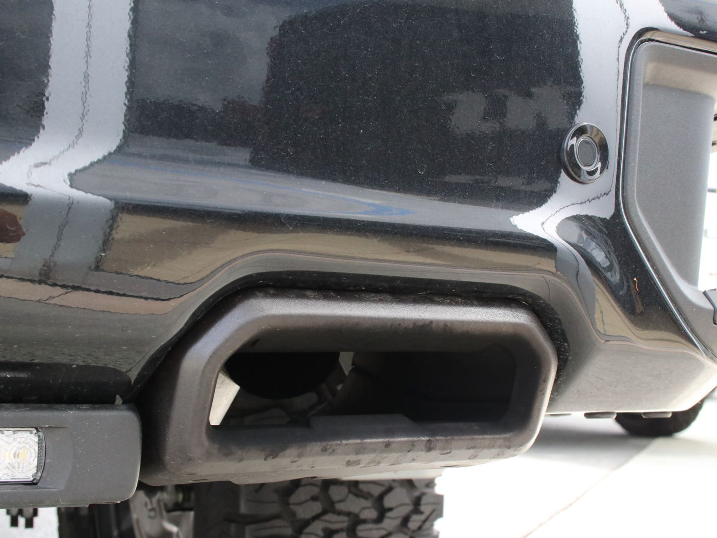 SCA Performance Black Widow Exhaust Kit (Chevy 1500 2019-2021)